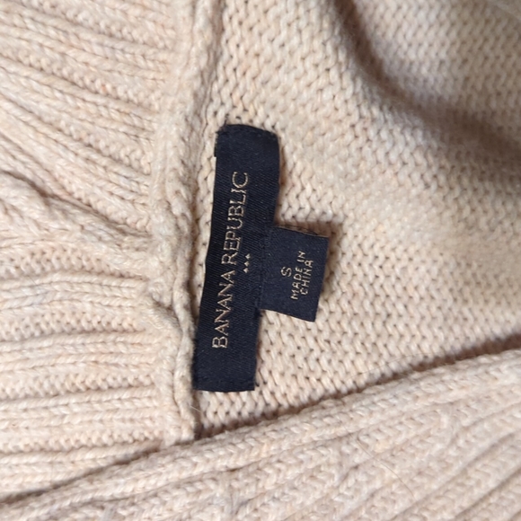 Banana Republic hooded sweater - Picture 3 of 4